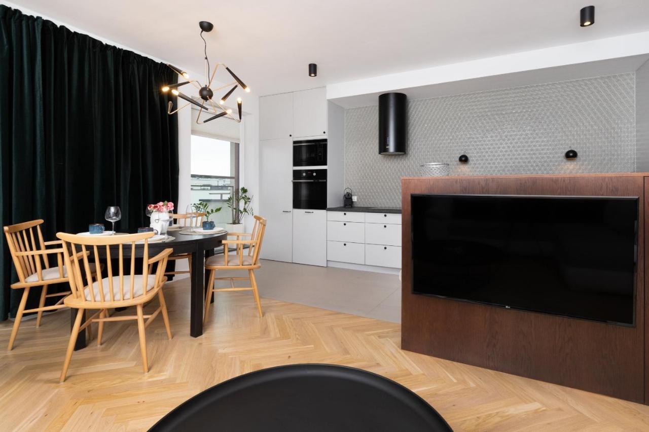 Superior Apartment With Balcony & Parking Gdansk By Noclegi Renters Prestige Exterior foto